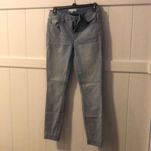 Blue jeans worn once, in great condition